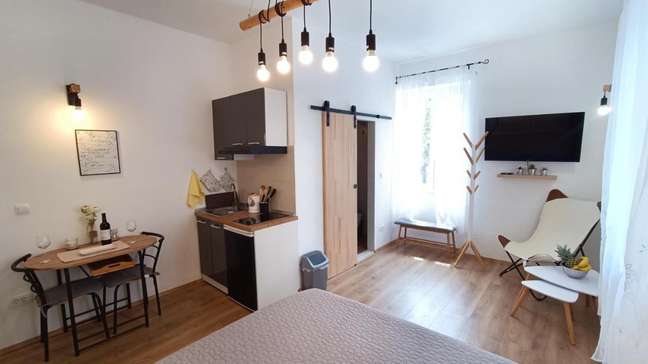 Rooms Diana Split Eksteriør bilde